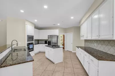 10419 Clubhouse Circle, Magnolia, TX 77354 - Photo 14