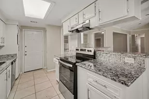 9707 Mackworth Dr, Stafford, TX 77477 - Photo 12