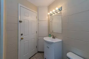 893 Lakeshore Dr, Brookeland, TX 75931 - Photo 34