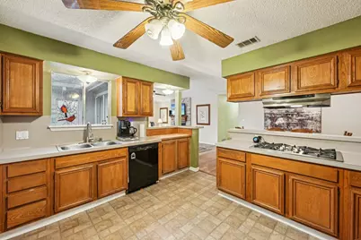 2918 Crest Park Drive, Houston, TX 77082 - Photo 20