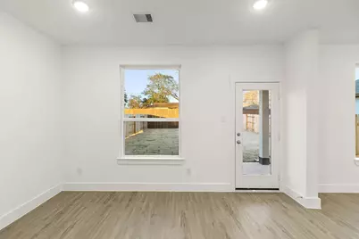 4639 Mesquite Trail Blush, Pinehurst, TX 77362 - Photo 6