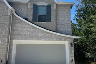 110 Handley Dr, Montgomery, TX 77316 - Photo 2