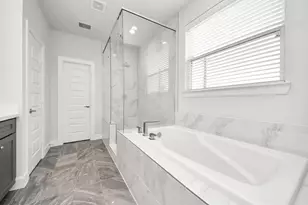 2719 Clinton Dr, Houston, TX 77020 - Photo 28