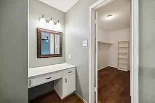 13050 Trail Hollow Dr, Houston, TX 77079 - Photo 26