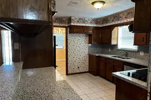 330 Maybrook Dr, Houston, TX 77015 - Photo 10