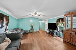 3610 Nuggent St, Houston, TX 77093 - Photo 4