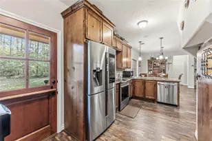 251 Deep Forest Dr, Trinity, TX 75862 - Photo 18