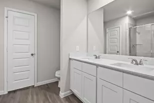 13773 Sunshine Peak Dr, Willis, TX 77318 - Photo 10