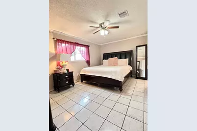 15119 McLeod Drive, Houston, TX 77060 - Photo 18