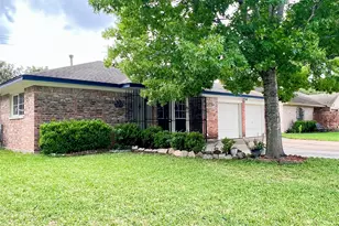 15119 McLeod Dr, Houston, TX 77060 - Photo 2