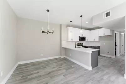 9722 Tuffly St, Houston, TX 77029 - Photo 2