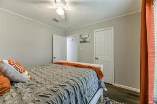 9902 Wren St, La Porte, TX 77571 - Photo 22