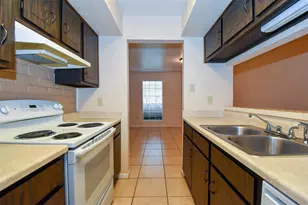 1524 Beaumont Rd, Baytown, TX 77520 - Photo 10