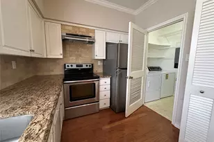 5849 Sugar Hill Dr, Houston, TX 77057 - Photo 10