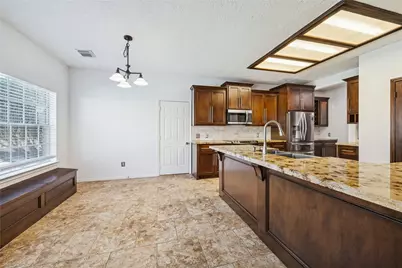 2827 Spring Lakes, Missouri City, TX 77459 - Photo 4