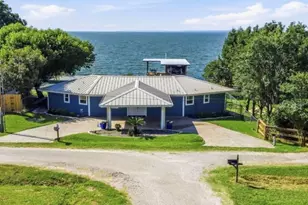 151 Lakeview Dr, Point Blank, TX 77364 - Photo 1