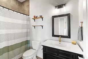 734 Yale St, Houston, TX 77007 - Photo 26