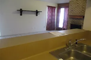 10806 Lynbrook Dr, Houston, TX 77042 - Photo 42
