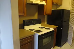 10806 Lynbrook Dr, Houston, TX 77042 - Photo 40