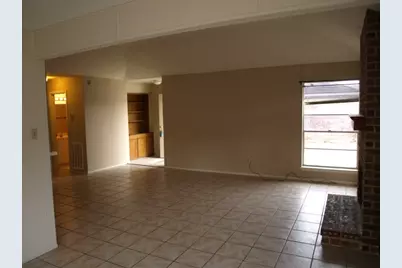 10806 Lynbrook Drive #b, Houston, TX 77042 - Photo 12