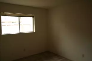 10806 Lynbrook Dr, Houston, TX 77042 - Photo 10