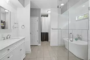587 Melmont St, Conroe, TX 77302 - Photo 16