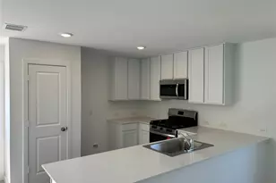 15127 Willowwater Dr, Montgomery, TX 77316 - Photo 2
