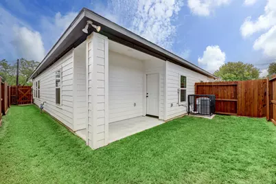 4002 Elmwood Street #B, Houston, TX 77051 - Photo 10