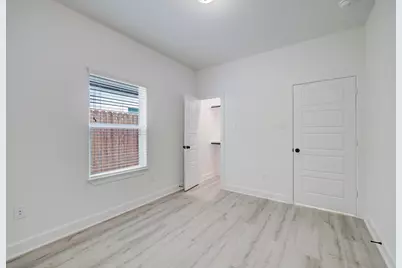 4002 Elmwood Street #B, Houston, TX 77051 - Photo 6