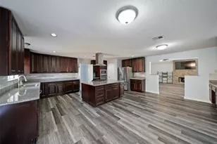 5107 Whittier Oaks Dr, Friendswood, TX 77546 - Photo 18