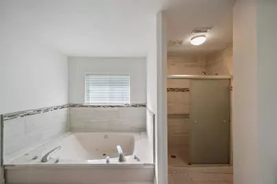 5107 Whittier Oaks Drive, Friendswood, TX 77546 - Photo 38