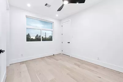 319 N Nagle Street, Houston, TX 77003 - Photo 30
