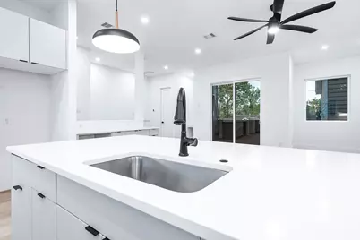 319 N Nagle Street, Houston, TX 77003 - Photo 24