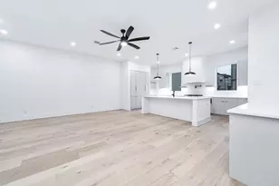 319 N Nagle St, Houston, TX 77003 - Photo 14