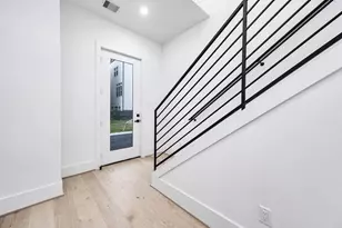 319 N Nagle St, Houston, TX 77003 - Photo 4