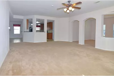 13607 Manor Crest Lane, Rosharon, TX 77583 - Photo 2