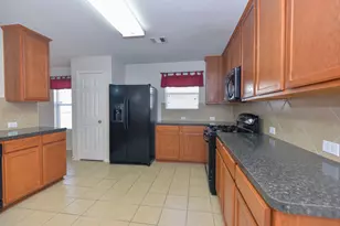13607 Manor Crest Ln, Rosharon, TX 77583 - Photo 8