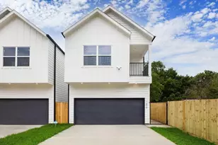 2402 Mann St, Houston, TX 77093 - Photo 1