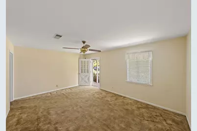 613 Grantham Road, Baytown, TX 77521 - Photo 12