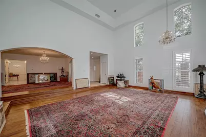 7502 Olympia Drive, Houston, TX 77063 - Photo 6