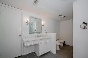 7502 Olympia Dr, Houston, TX 77063 - Photo 18