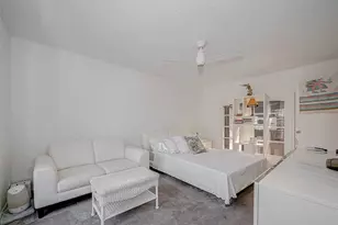 7502 Olympia Dr, Houston, TX 77063 - Photo 24