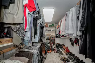 7502 Olympia Dr, Houston, TX 77063 - Photo 38