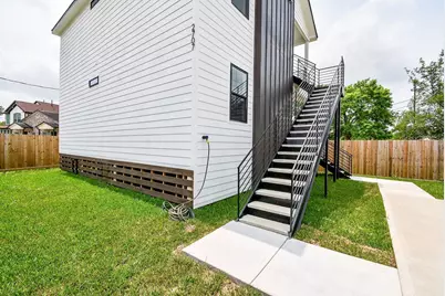 2707 Kirk Street, Houston, TX 77026 - Photo 4
