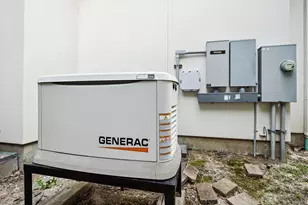 22 E Shady Ln, Houston, TX 77063 - Photo 48