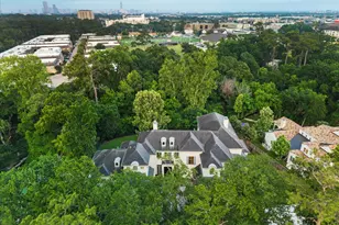 22 E Shady Ln, Houston, TX 77063 - Photo 50