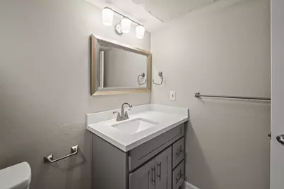 1223 Augusta Drive #21, Houston, TX 77057 - Photo 16