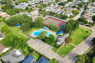 10806 Olympia Dr, Houston, TX 77042 - Photo 50