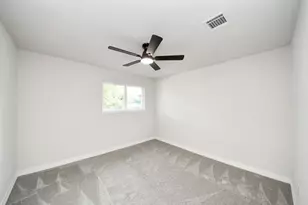10806 Olympia Dr, Houston, TX 77042 - Photo 32