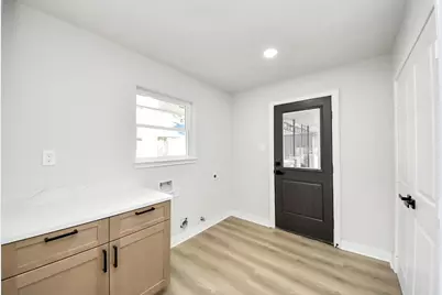 10806 Olympia Drive, Houston, TX 77042 - Photo 20